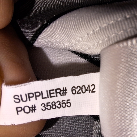 An RLX by Ralph Lauren men's large short sleeve Polo striped t-shirt. Pre-loved - Picture 8 of 8